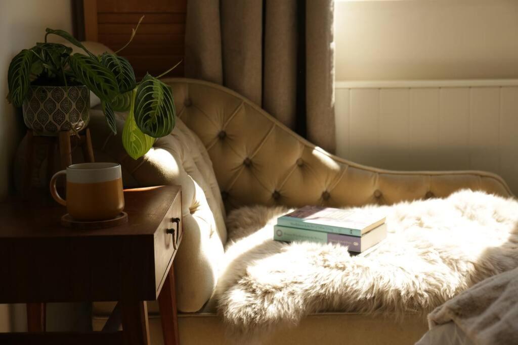 Sunny Seaside Sanctuary - Two Bedroom Apartment Brighton Luaran gambar
